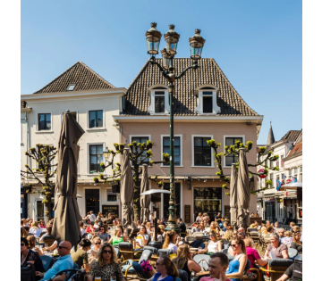 Verblijf in hartje Breda incl. ontbijt & NS treinretour