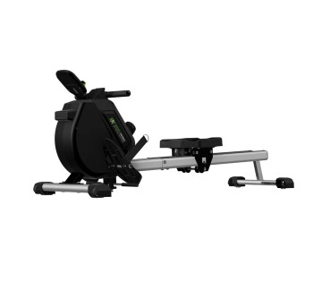SportTronic® ST-X8 roeitrainer schuin zijaanzicht met magnetisch weerstandssysteem en comfortabele zitting.
