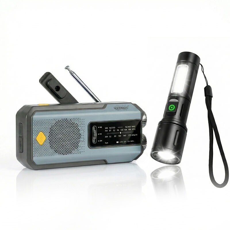 Noodradio® FM Radio met GRATIS Zaklamp in blauw