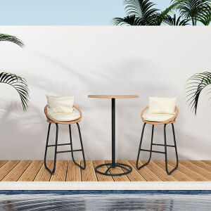 De Feel Furniture 3-delige Barset Ibiza verhoogt de sfeer van je buitenruimte. 
