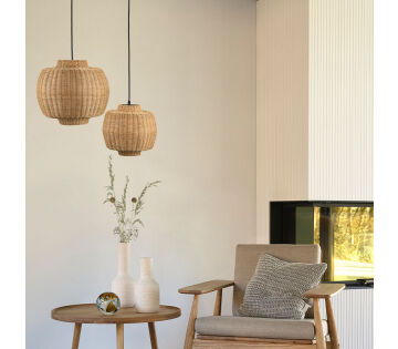 De Villa Collection Vilna Rotan Hanglamp. De Villa Collection Vilna Rotan Hanglamp.