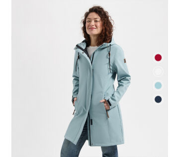 De Travelin' Softshell Dames Jas Erika is verkrijgbaar in 4 verschillende kleuren. 