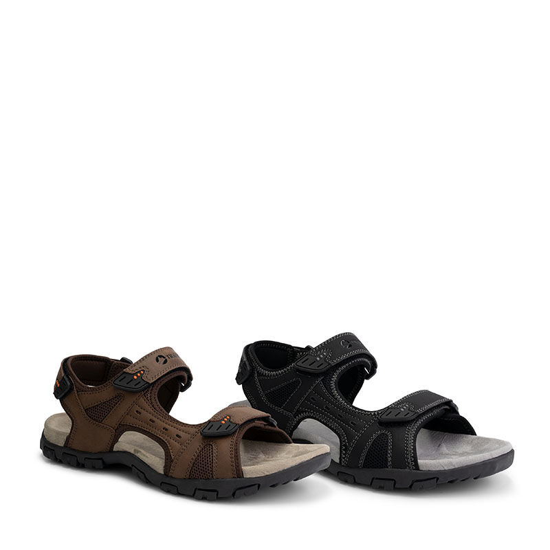 De Travelin' Horten Sandalen zijn verkrijbaar in zwart en bruin. De Travelin' Horten Sandalen zijn verkrijbaar in zwart en bruin.